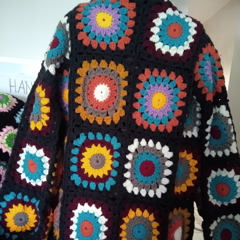 Granny square sunflower cardigan - Picture 7 of 7